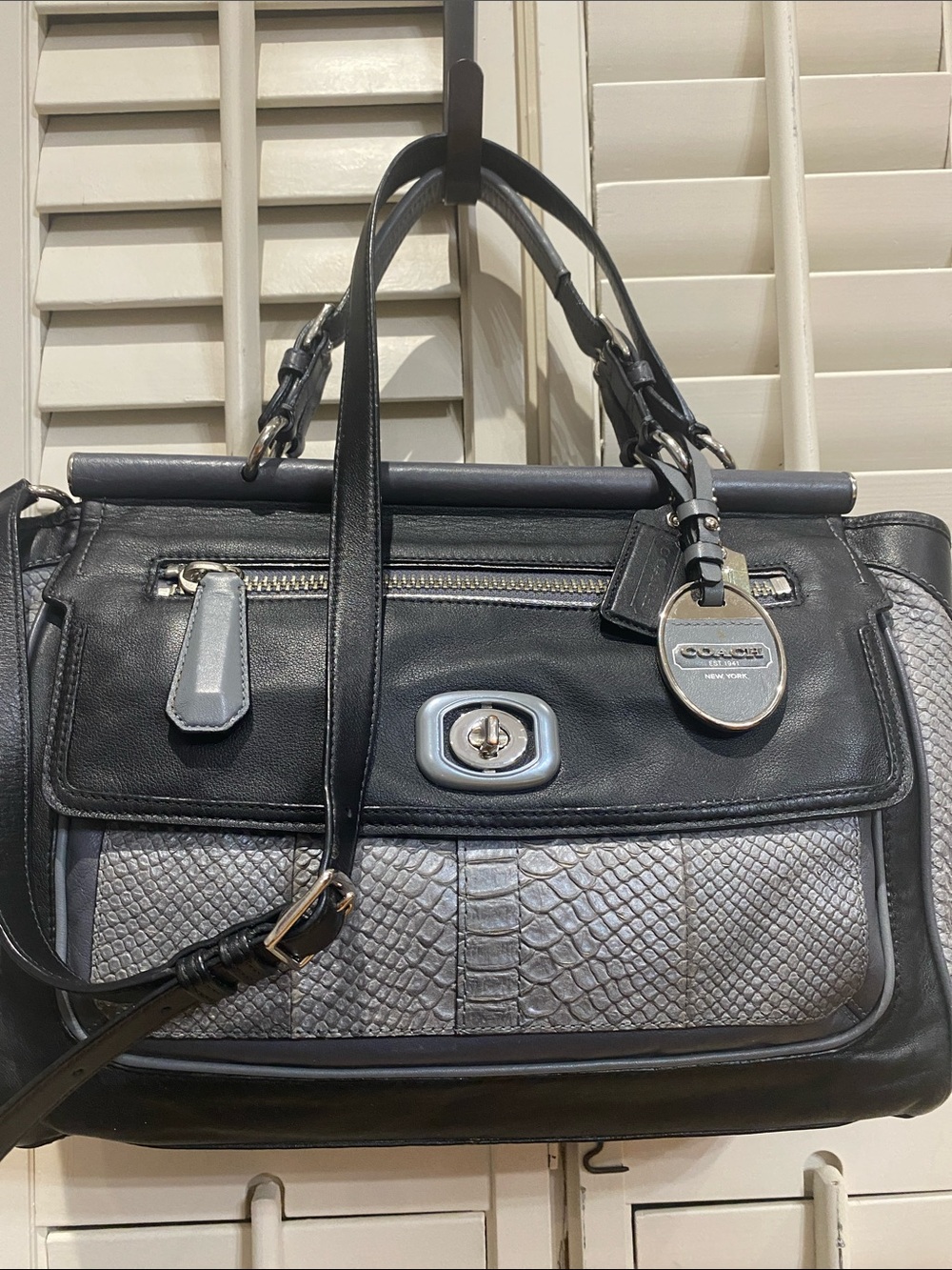 Y2K Coach Pinnacle Dowel Leather Satchel with Python detail - Picture 13 of 17